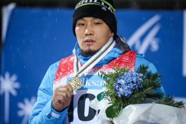 Казахстанский спортсмен выиграл золото на чемпионате мира по парабиатлону