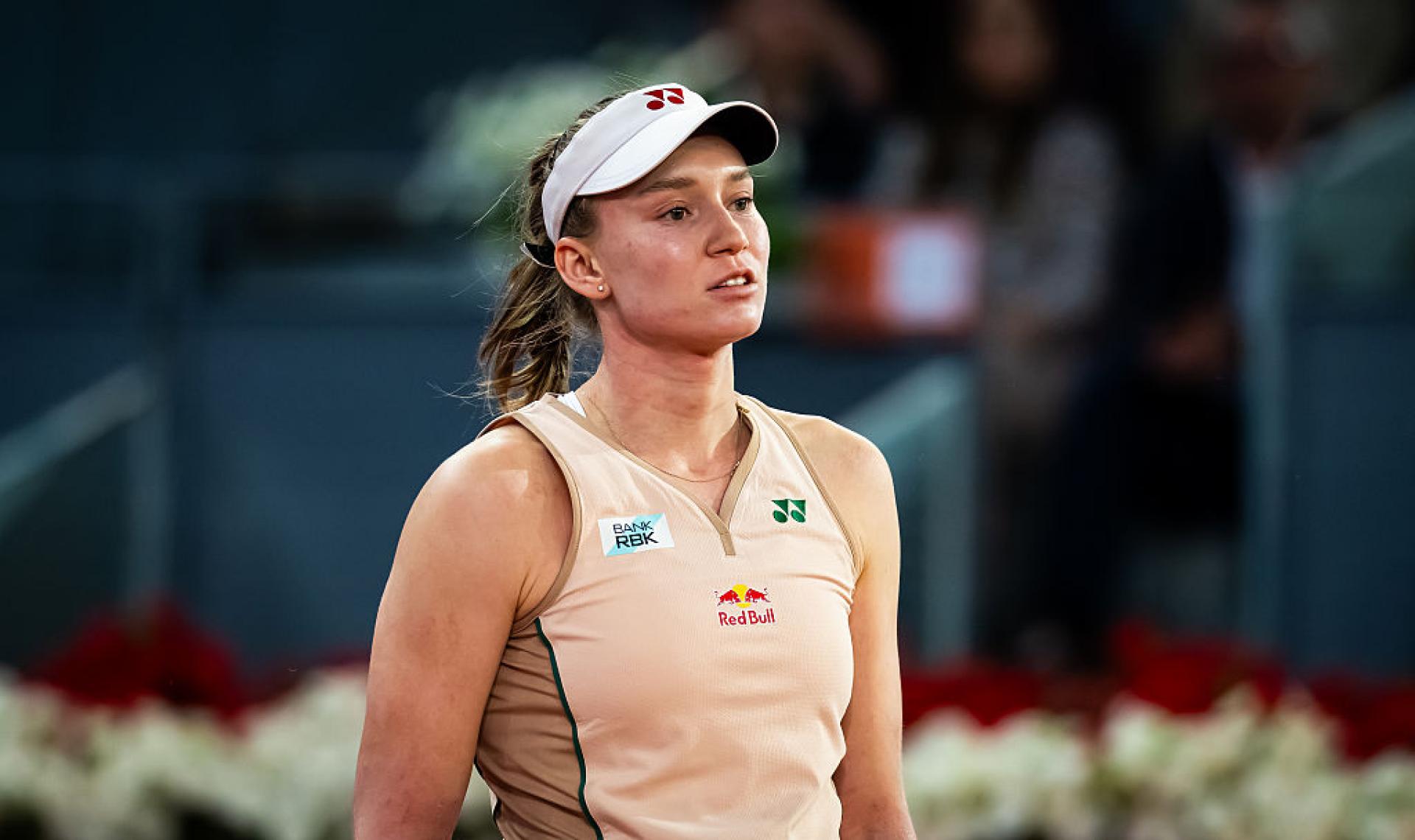 Рыбакина после травмы сыграет с чемпионкой Уимблдона