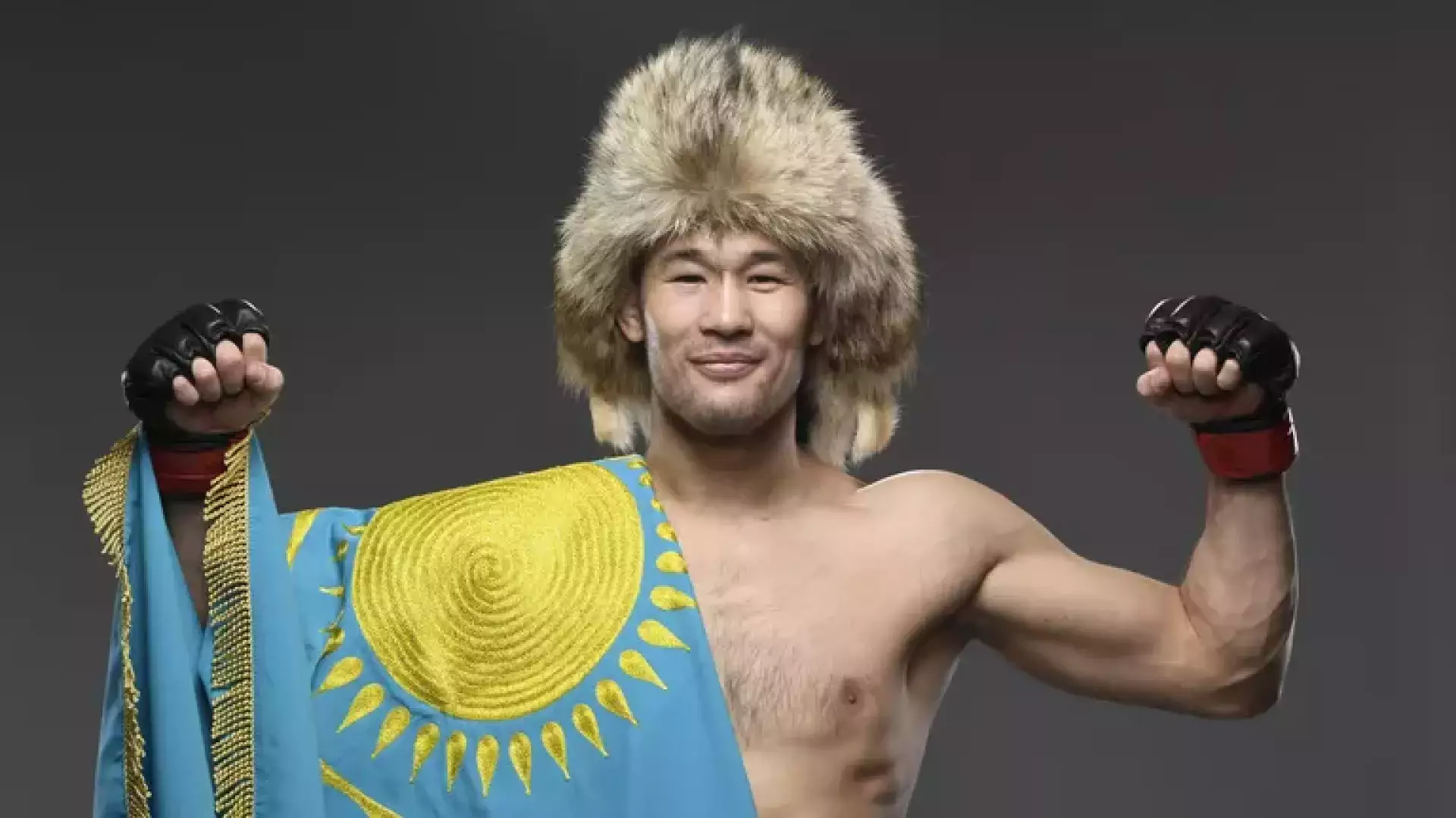 Названы соперники Рахмонова в борьбе за титул UFC