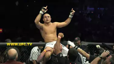 Легенда UFC задержан за домашнее насилие