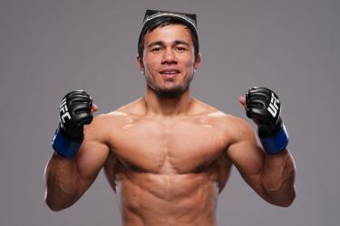 UFC вынудил Темирова принять бой с Алмабаевым