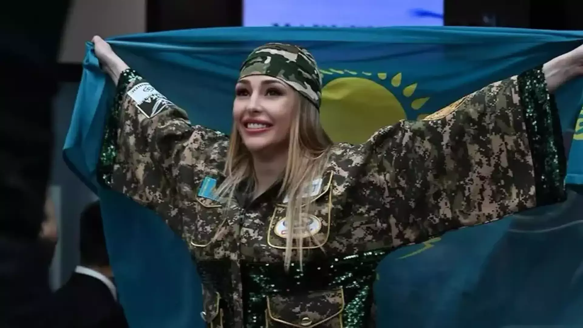 Барби из Казахстана взяла реванш и защитила титул в боксе