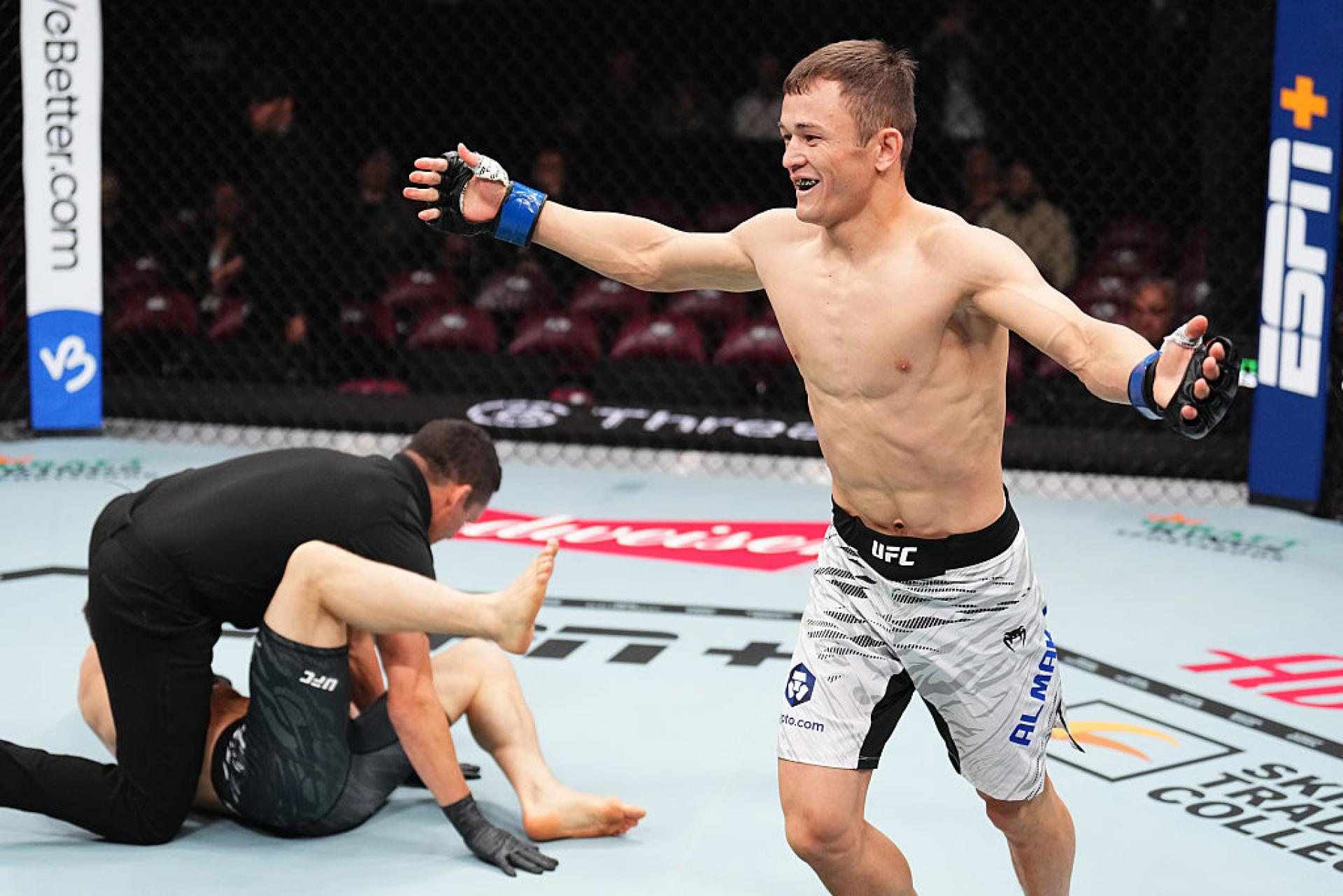 Казах нацелен на бой с бойцом из топ-15 UFC