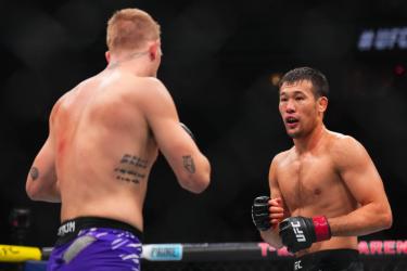 Боец UFC  пообещал уничтожить Рахмонова