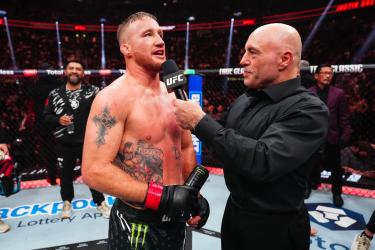 Джастин Гэйтжи шантажирует UFC