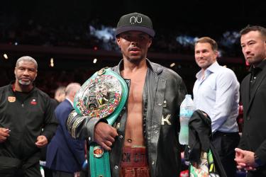Американский боксер Стивенсон вновь защитил титул чемпиона мира