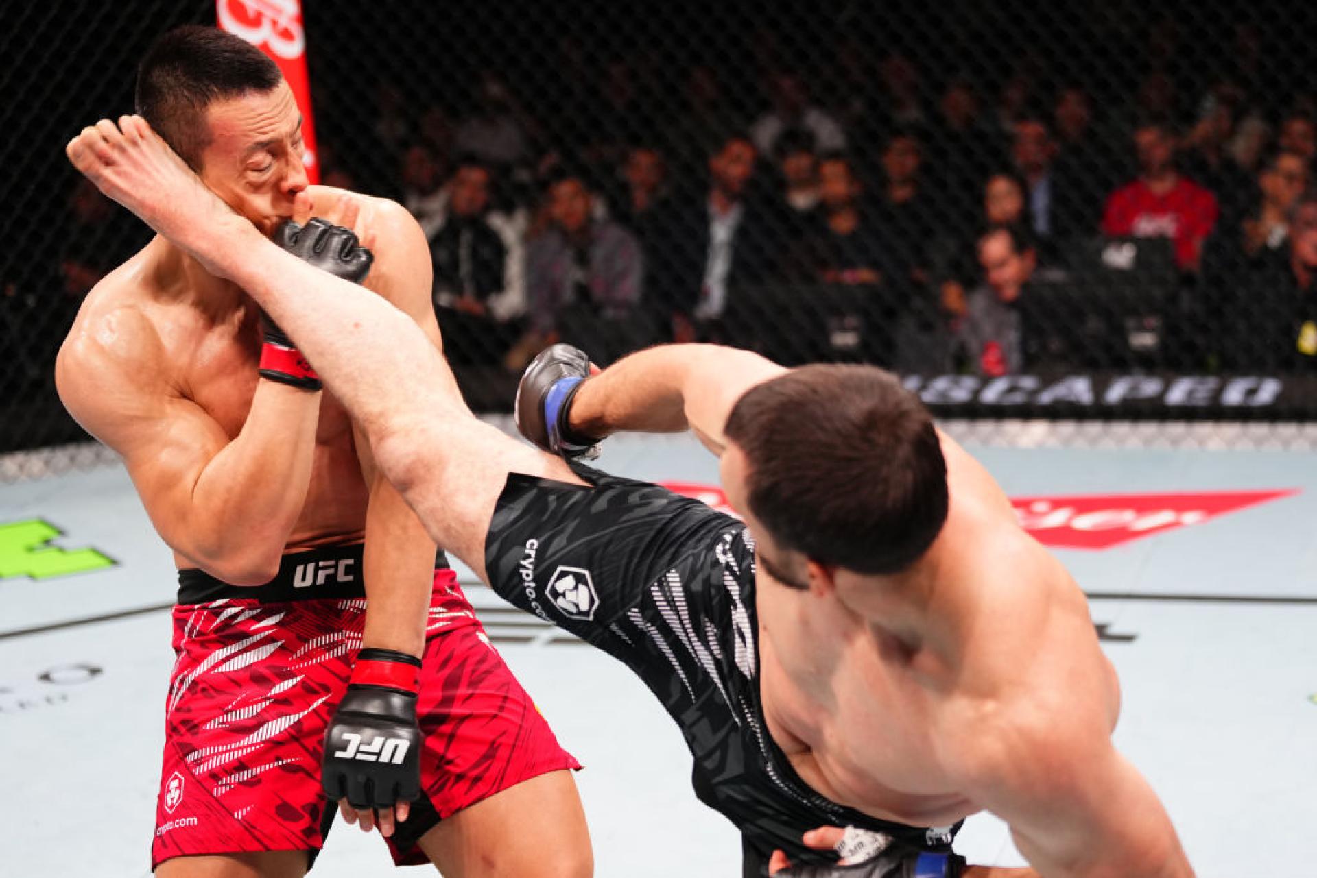 Нокаут за 42 секунды от 41-летнего бойца шокировал фанатов UFC