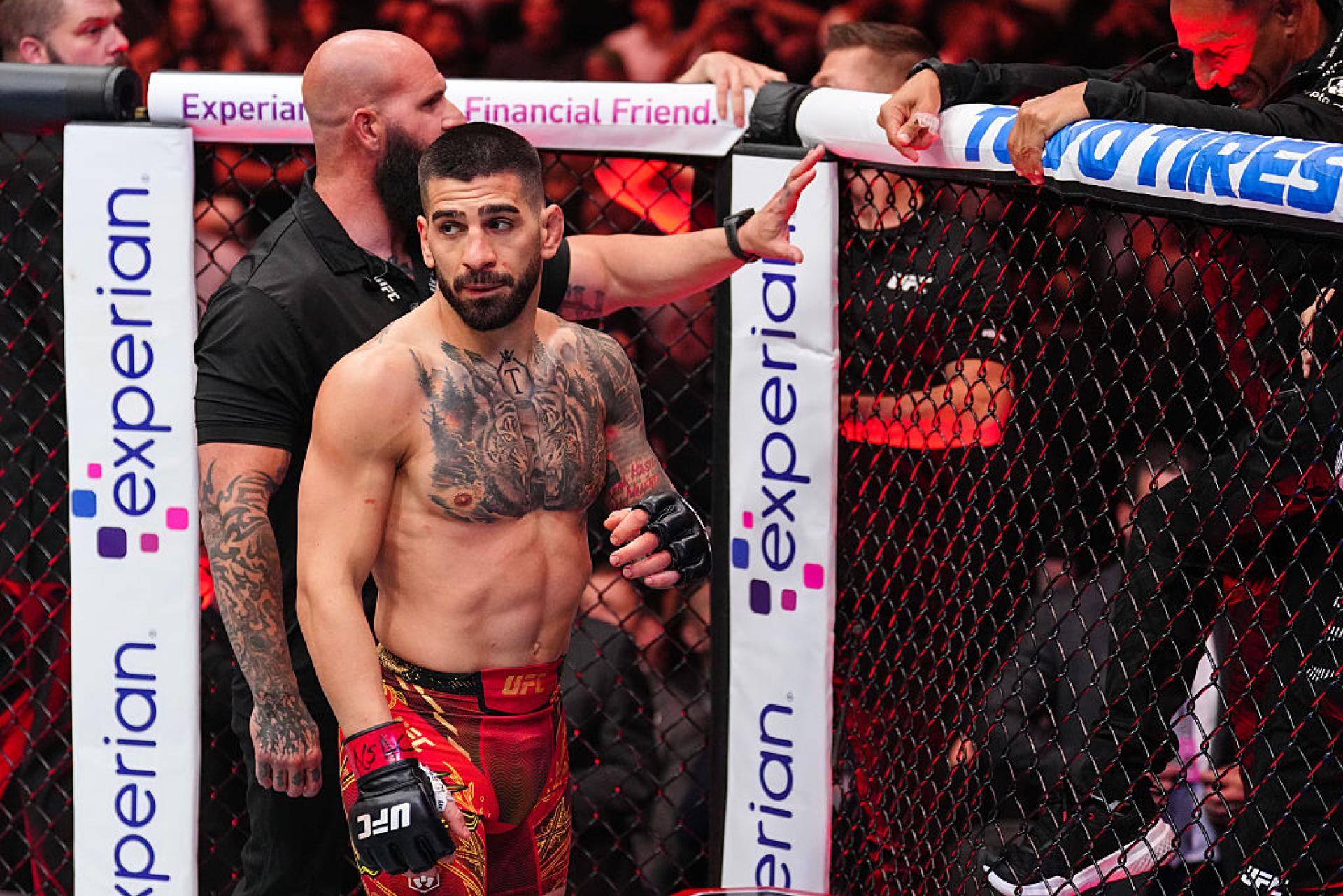Топурия пошёл по стопам Джонса в UFC, избегая встречи с Царукяном