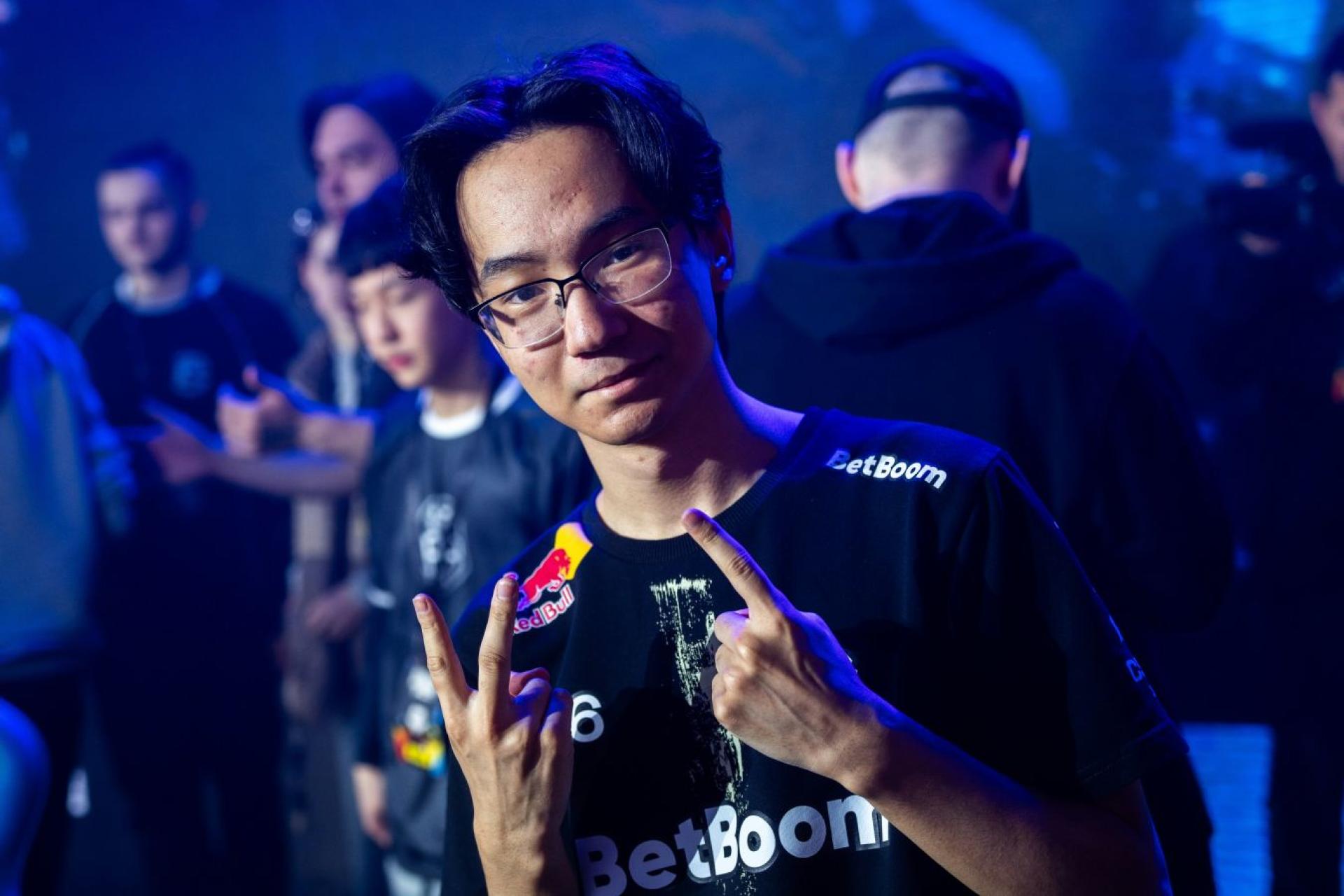 Казахстанский снайпер переходит из Team Spirit в Heroic