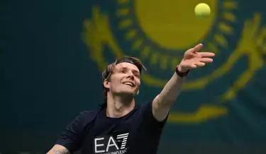 Медведев и Циципас едут в Алматы на Almaty Open 2025