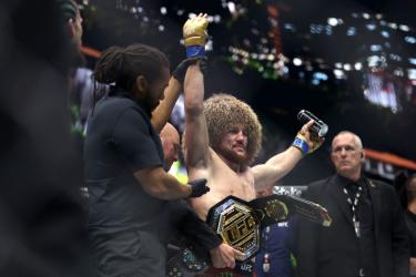 Двалишвили и Нурмагомедов проведут титульный бой на UFC 311