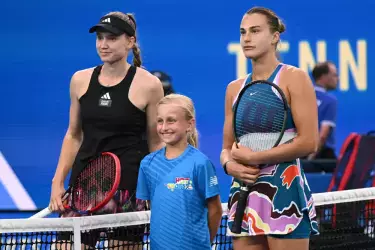 Рыбакину и Соболенко назвали фаворитами US Open