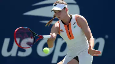 Рыбакина разгромила соперницу и вышла в третий круг US Open