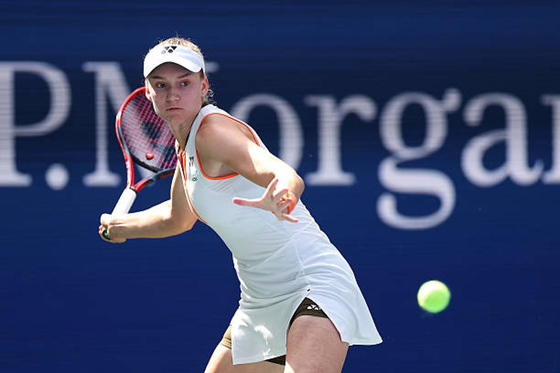 Рыбакина оформила разгром на US Open за 63 минуты