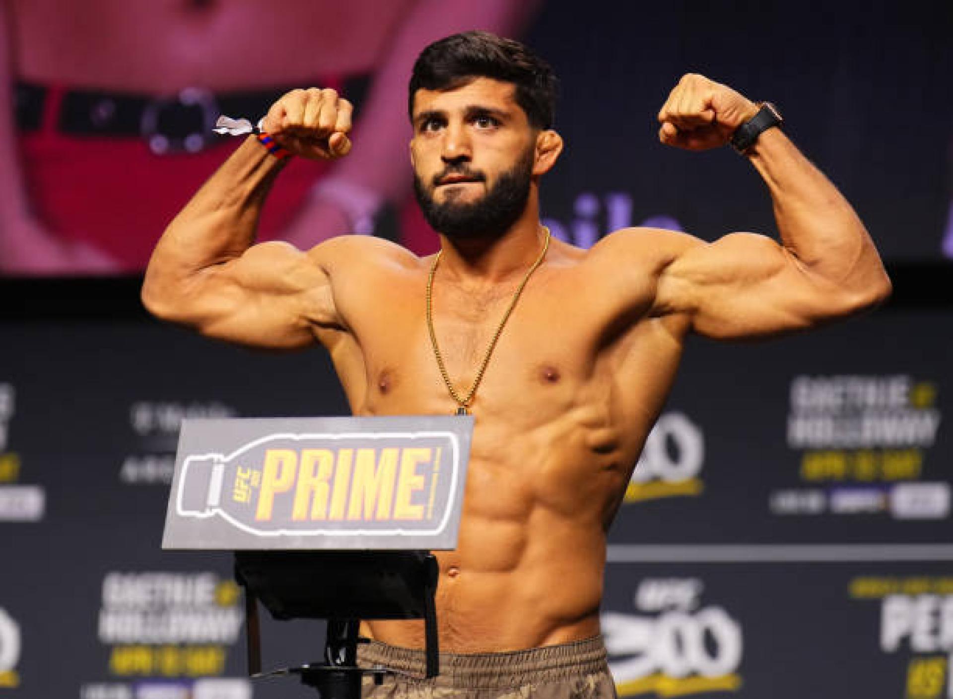 Царукян согласовал бой на первом турнире UFC в Катаре