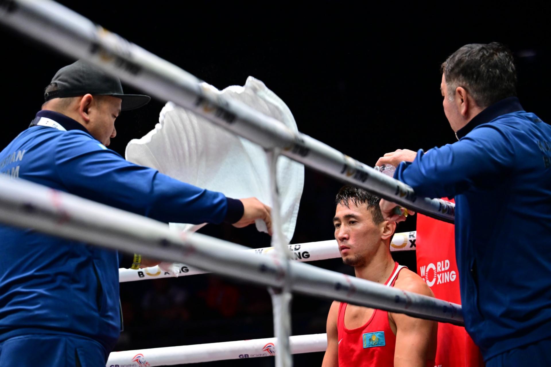 Лидеры сборной одержали крупные победы на чемпионате мира по боксу