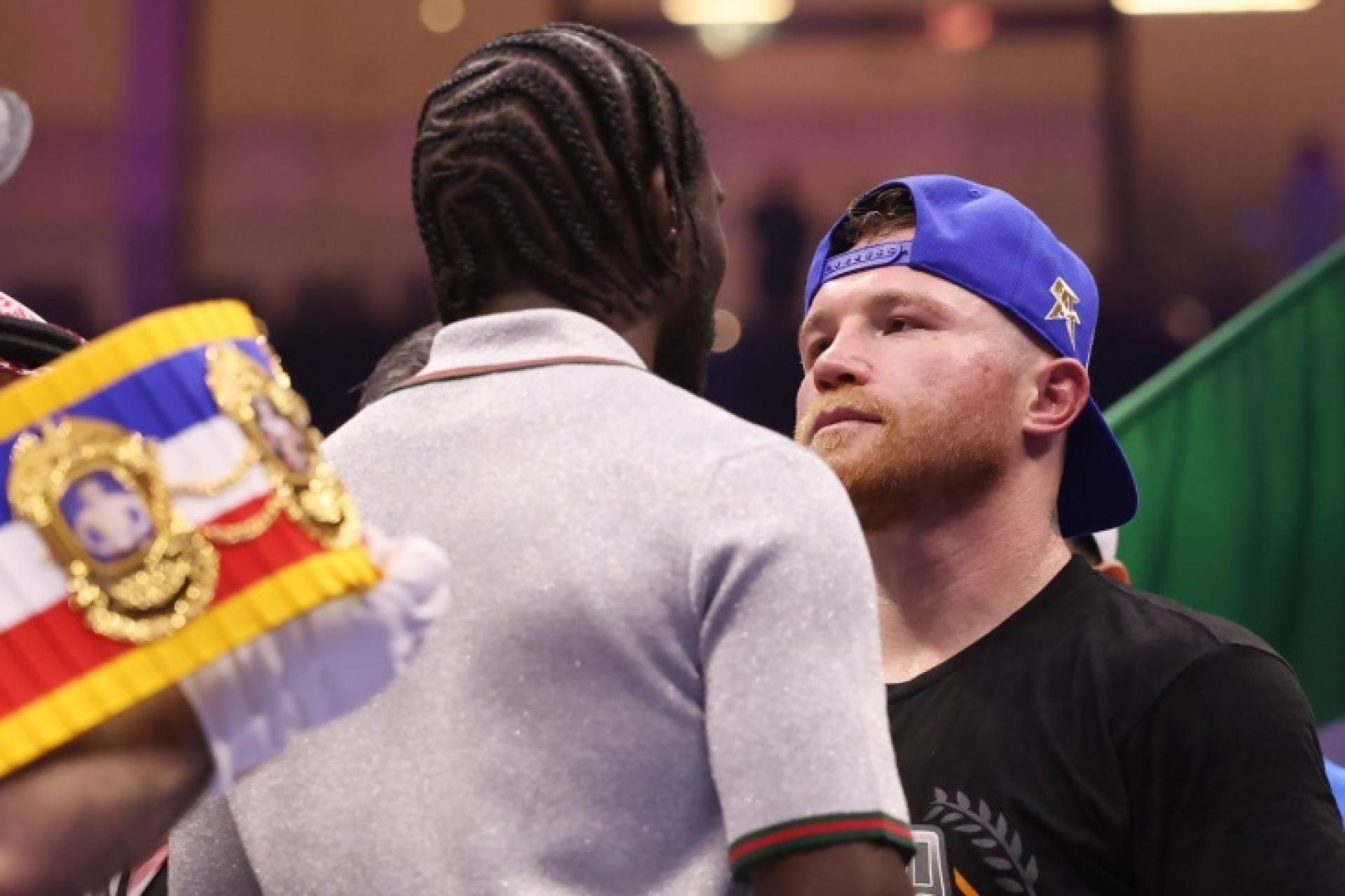 WBC приготовило специальную награду для победителя боя Альварес – Кроуфорд