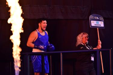 Казахстанские чемпионы мира по боксу получат миллионные премии