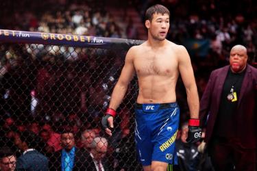 Шавкат Рахмонов рискует получить нового соперника титульной гонке UFC