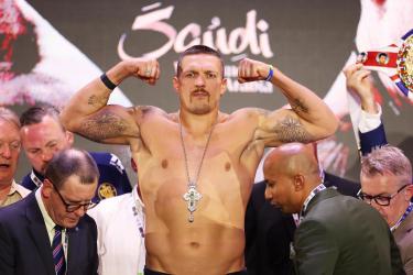 Александр Усик восхитился талантом казахстанского чемпиона