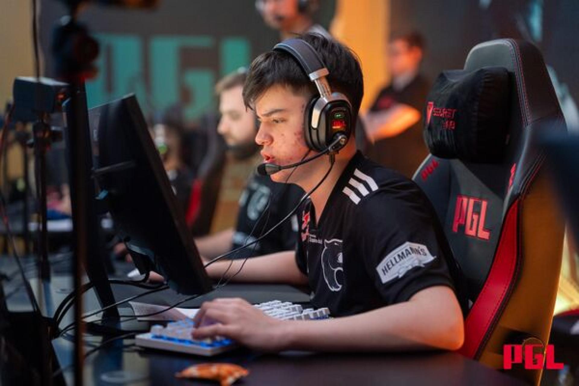 Казахстанский снайпер Даниил Голубенко стал MVP и принес FURIA историческую победу