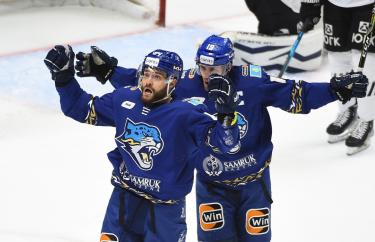 «Барыс» прервал серию поражений яркой победой в КХЛ