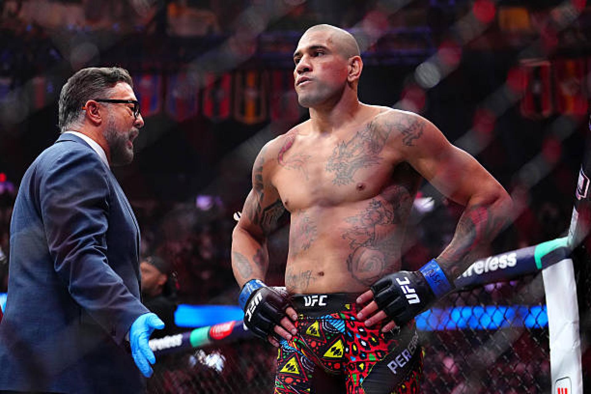Чемпион UFC Алекс Перейра получил перелом и сделал паузу в карьере
