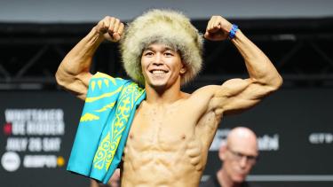 Асу Алмабаев обратился к фанатам перед поединком в UFC