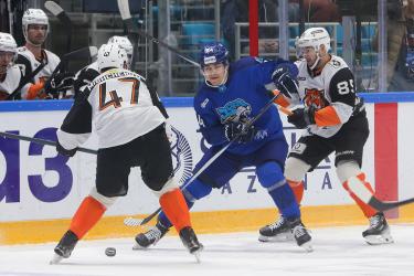 «Барыс» одержал уверенную победу над «Амуром» и поднялся в таблице КХЛ