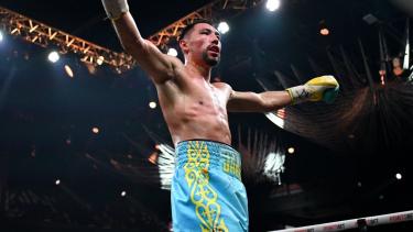 Американский тренер восхитился Жанибеком Алимханулы и сравнил его с Усиком