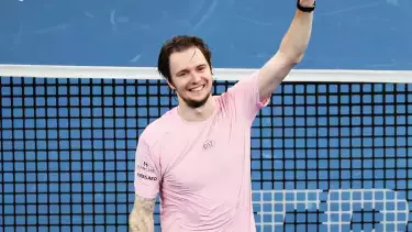 Лучший теннисист Казахстана одержал яркую победу над фаворитом «Мастерса» в Париже