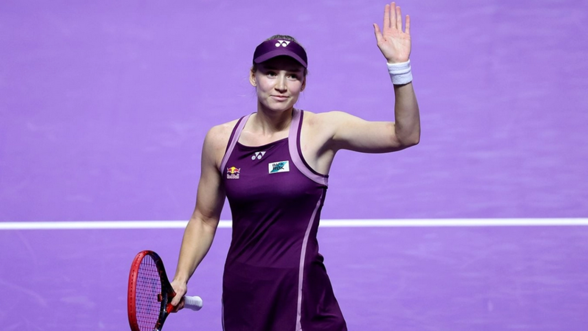 Рыбакина заработала более $1 млн за два матча на Итоговом турнире WTA