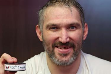 Александр Овечкин забил 900-й гол в регулярных сезонах НХЛ