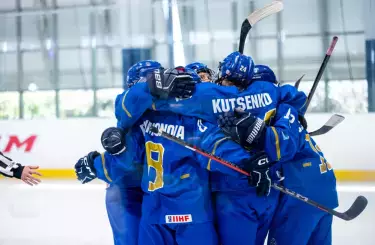 Казахстанские хоккеистки выиграли бронзу домашнего чемпионата Азии