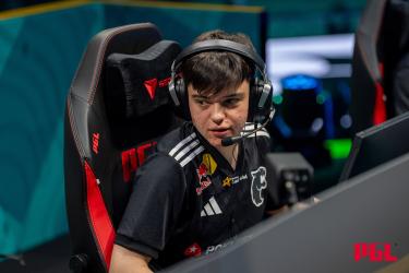 Казахстанец Данила molodoy Голубенко стал MVP престижного турнира, обыграв трёхкратного лучшего игрока мира