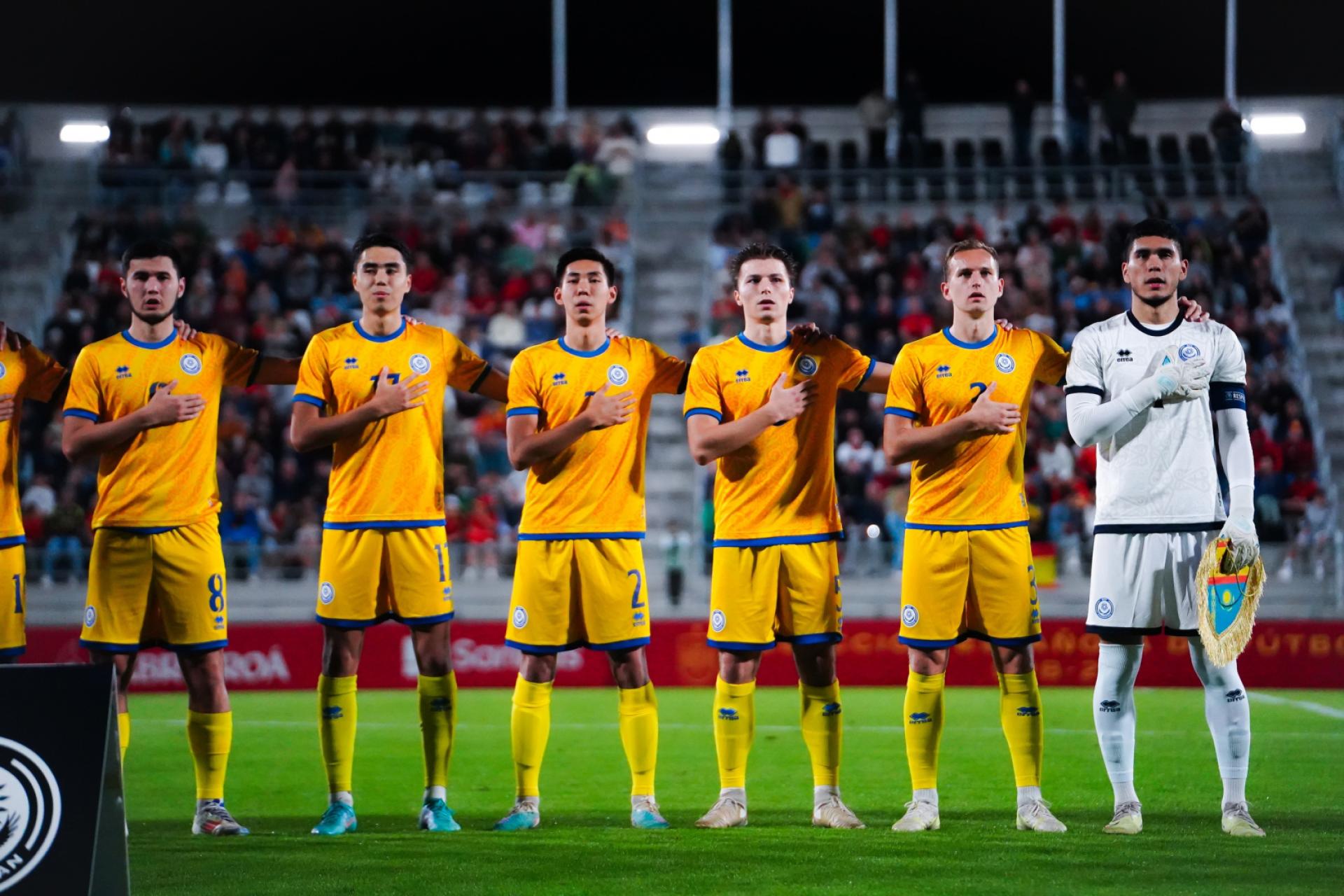 Казахстан проиграл драматичный матч Словакии в отборе Евро-2027