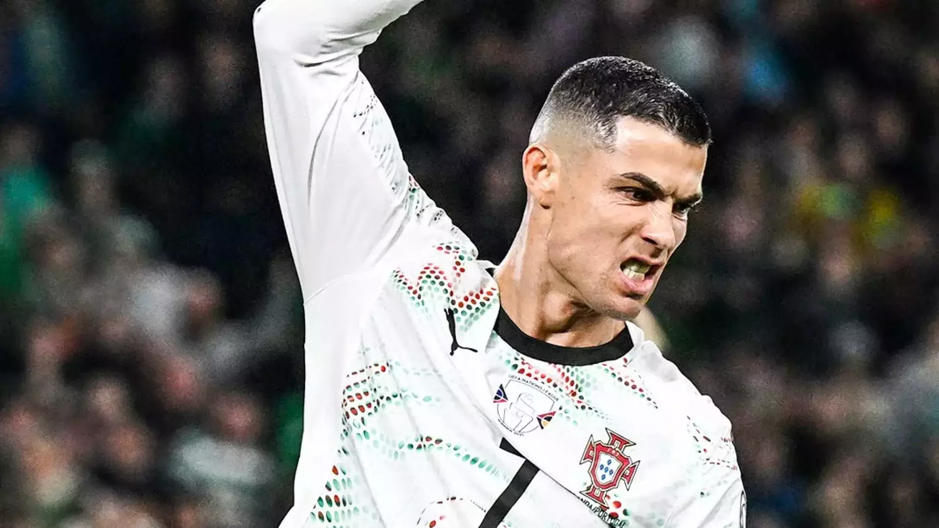 Роналду выгнали с поля в матче с Ирландией. Португалия с треском провалилась!