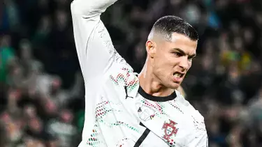 Роналду выгнали с поля в матче с Ирландией. Португалия с треском провалилась!