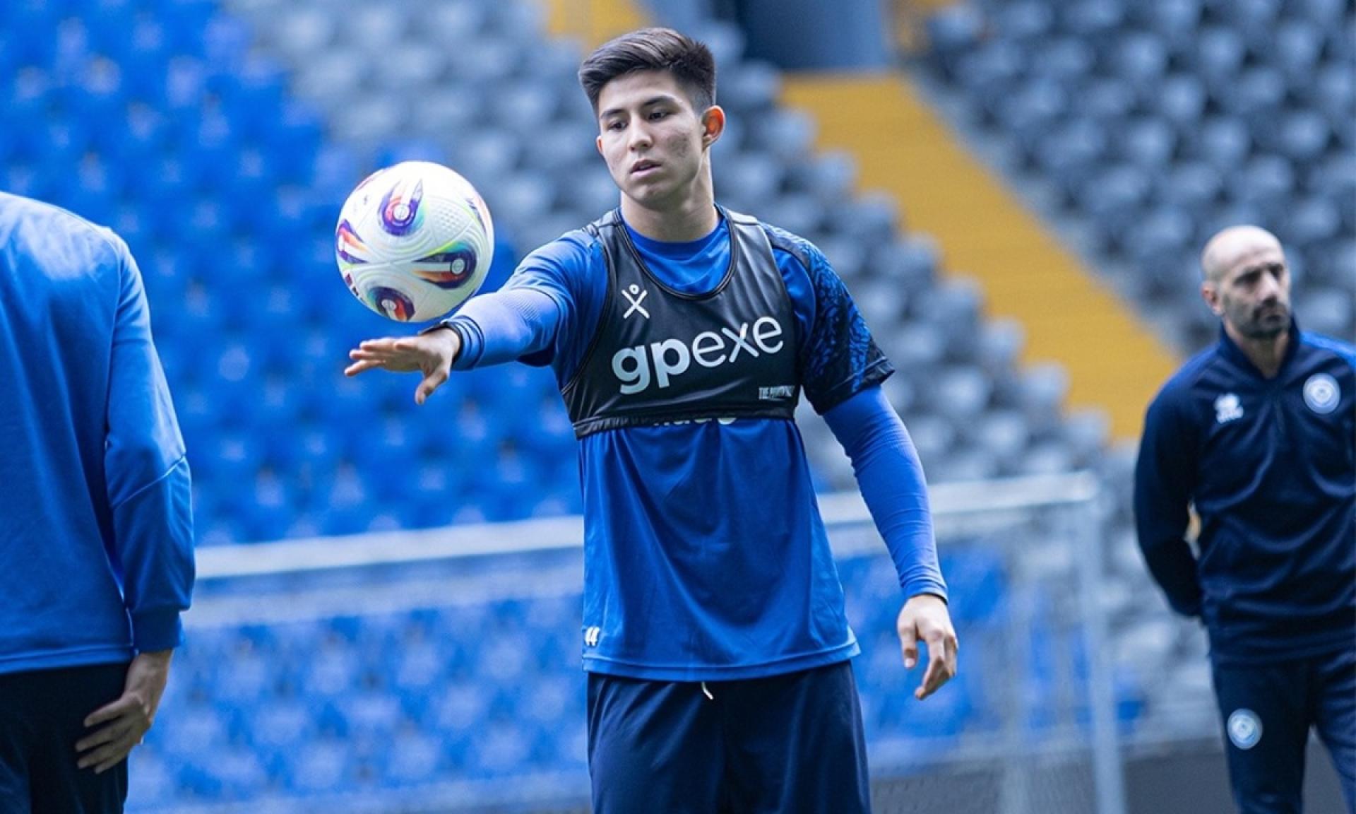 Казахстан объявил стартовый состав на матч с Бельгией в отборе ЧМ