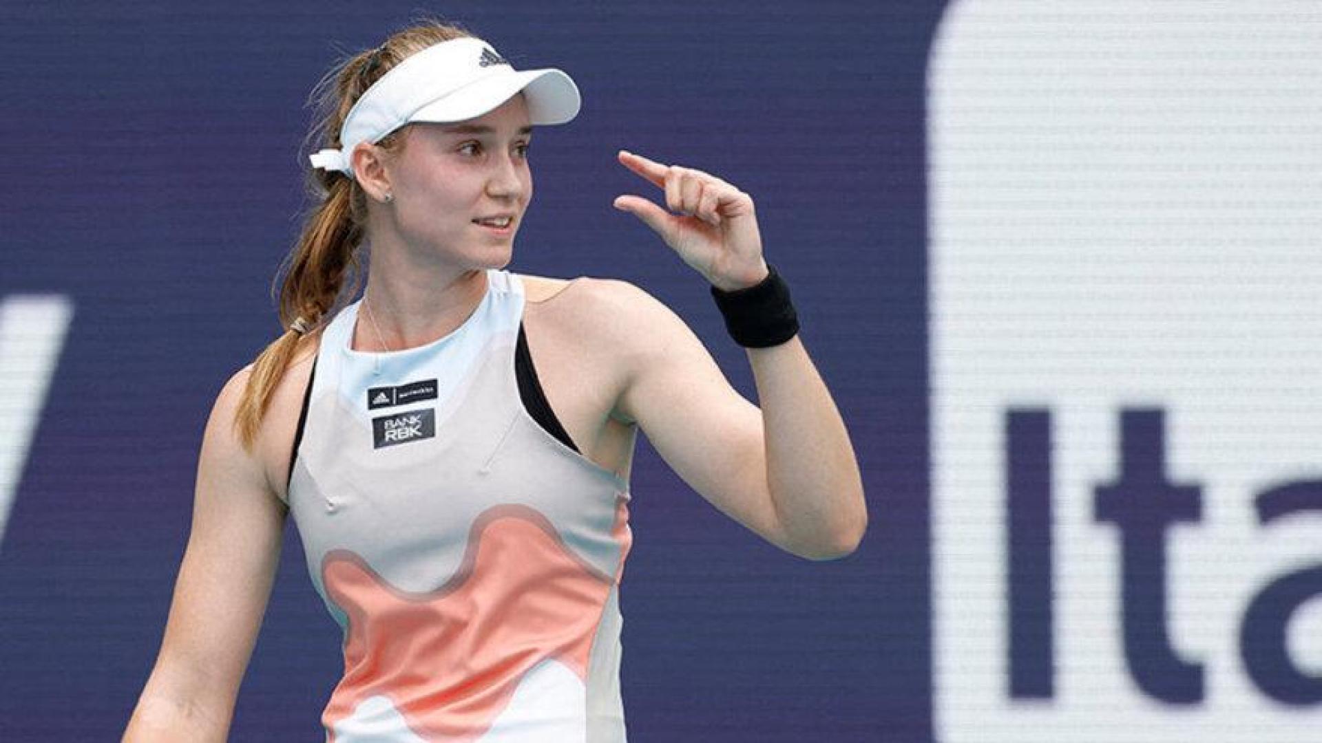 Елена Рыбакина в числе фавориток на главную награду WTA 2025