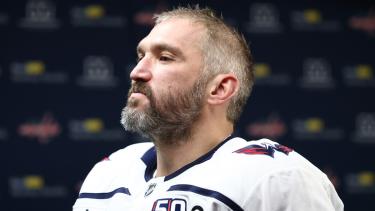 Овечкин снова унизил старого обидчика на льду НХЛ