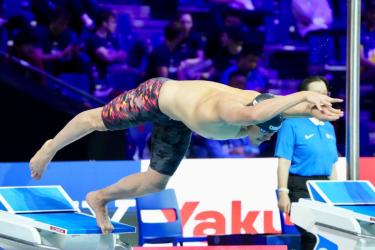 Казахстанский пловец установил новый рекорд страны на международном старте