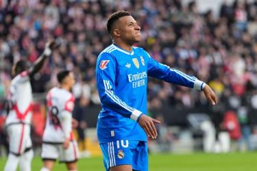 «Грязный ублюдок»: Мбаппе устроил скандал после финального свистка