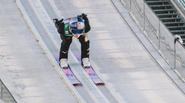 Казахстанская спортсменка стала первой в истории, кто получил красную карточку в прыжках с трамплина