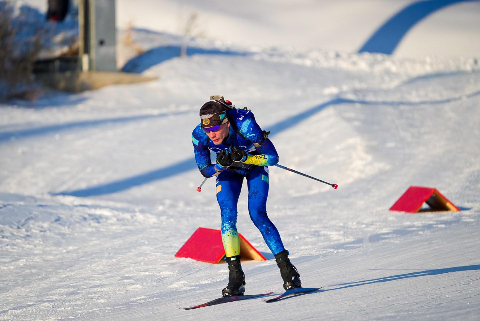 Казахстанский биатлонист показал исторический результат на этапе Кубка мира