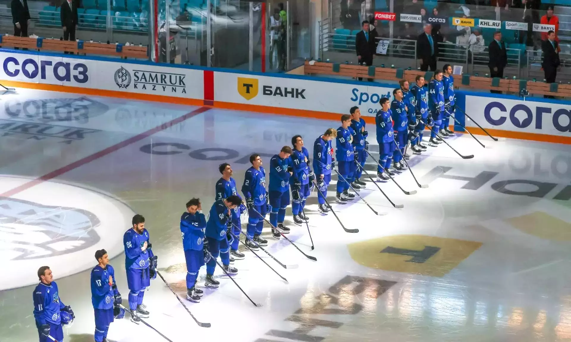 Аутсайдер КХЛ прервал победную серию «Барыса»