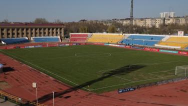 Четыре команды КПЛ могут потерять право играть на домашних стадионах