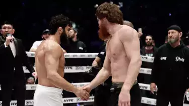 Шара Буллет и Царукян завершили бой вничью и договорились о реванше