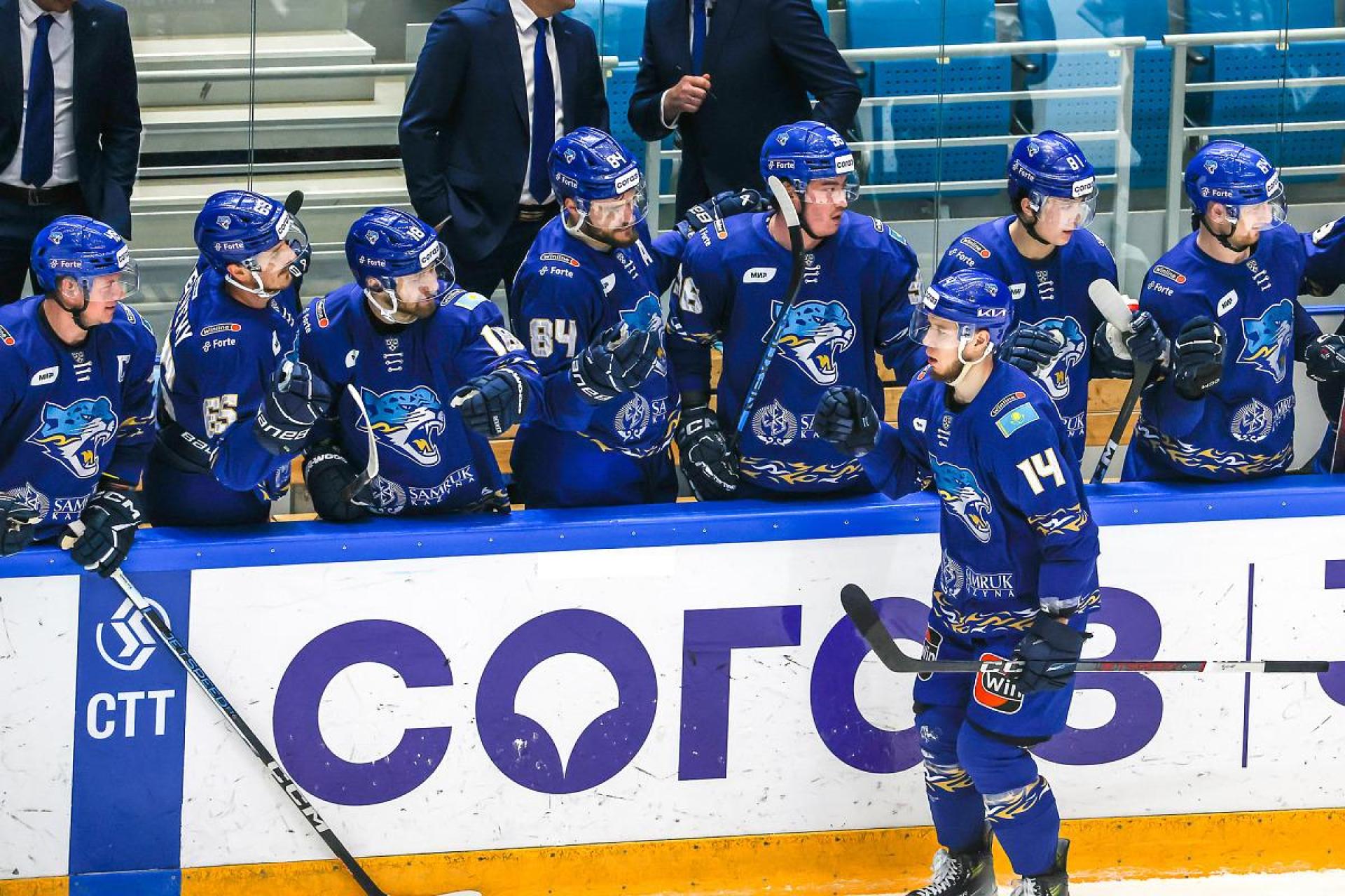 «Барыс» подписал новые контракты с пятью хоккеистами