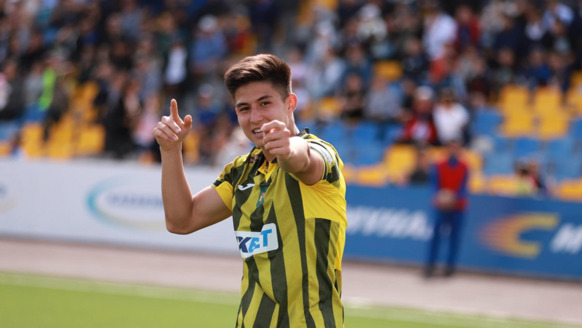 Сатпаева назвали уличным футболистом в мировом рейтинге талантов